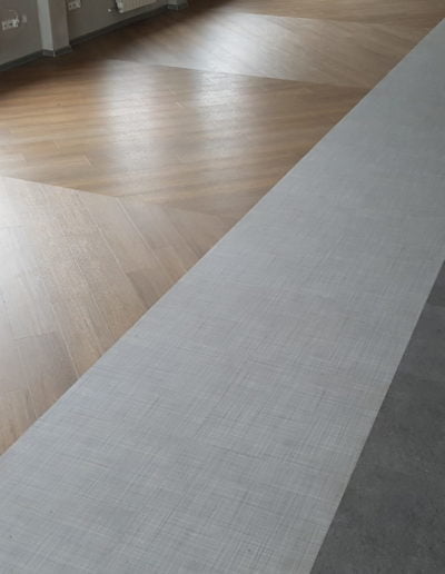 Płyty i Panele Winylowe 34