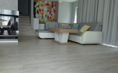 Podłoga winylowa – czy warto?