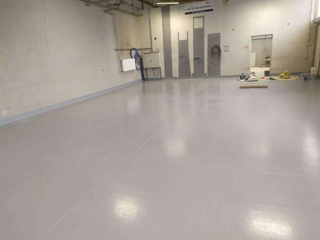 Posadzka żywiczna przemysłowa - Cementownia w Rudnikach 1