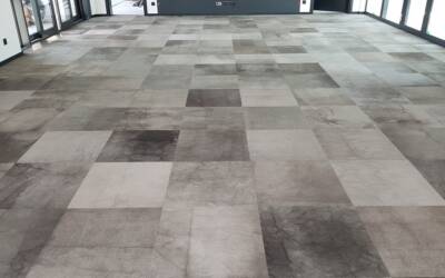 Wykładzina dywanowa w płytkach – Skórnica, biuro