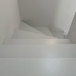 Mikrocement na podłogi 38