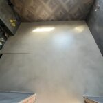 Mikrocement na podłogi 22