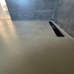 Mikrocement na podłogi 17