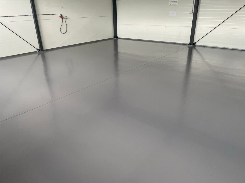 Posadzka żywiczna w obiekcie użyteczności publicznej koło Częstochowy 21