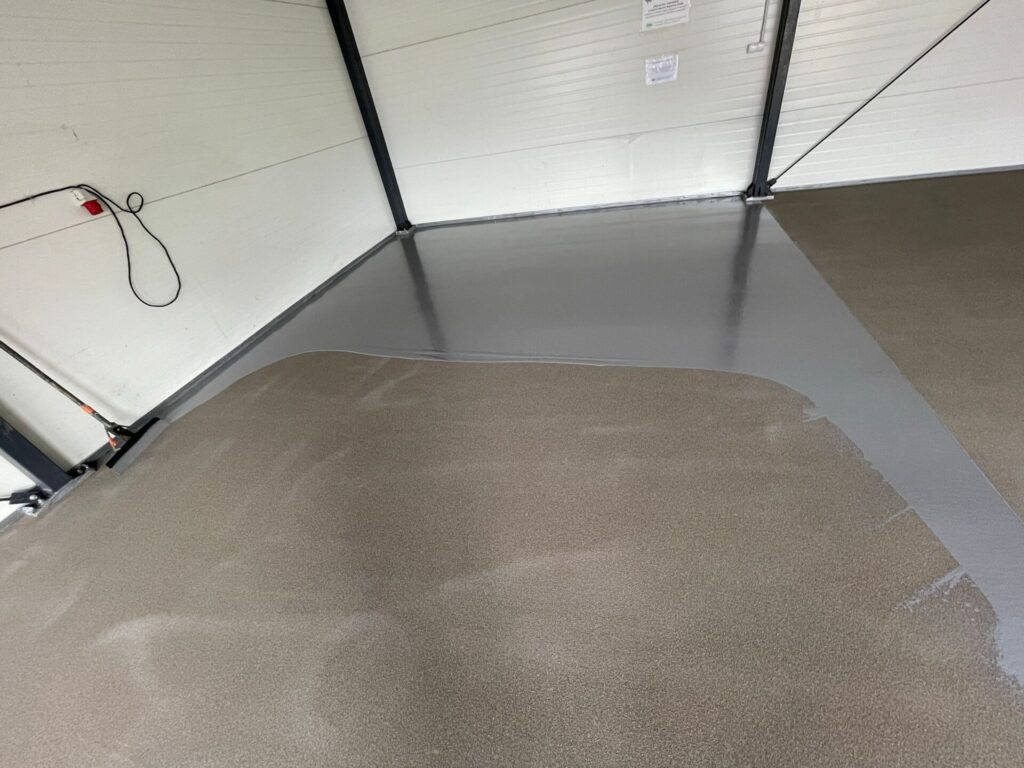 Posadzka żywiczna w obiekcie użyteczności publicznej koło Częstochowy 22