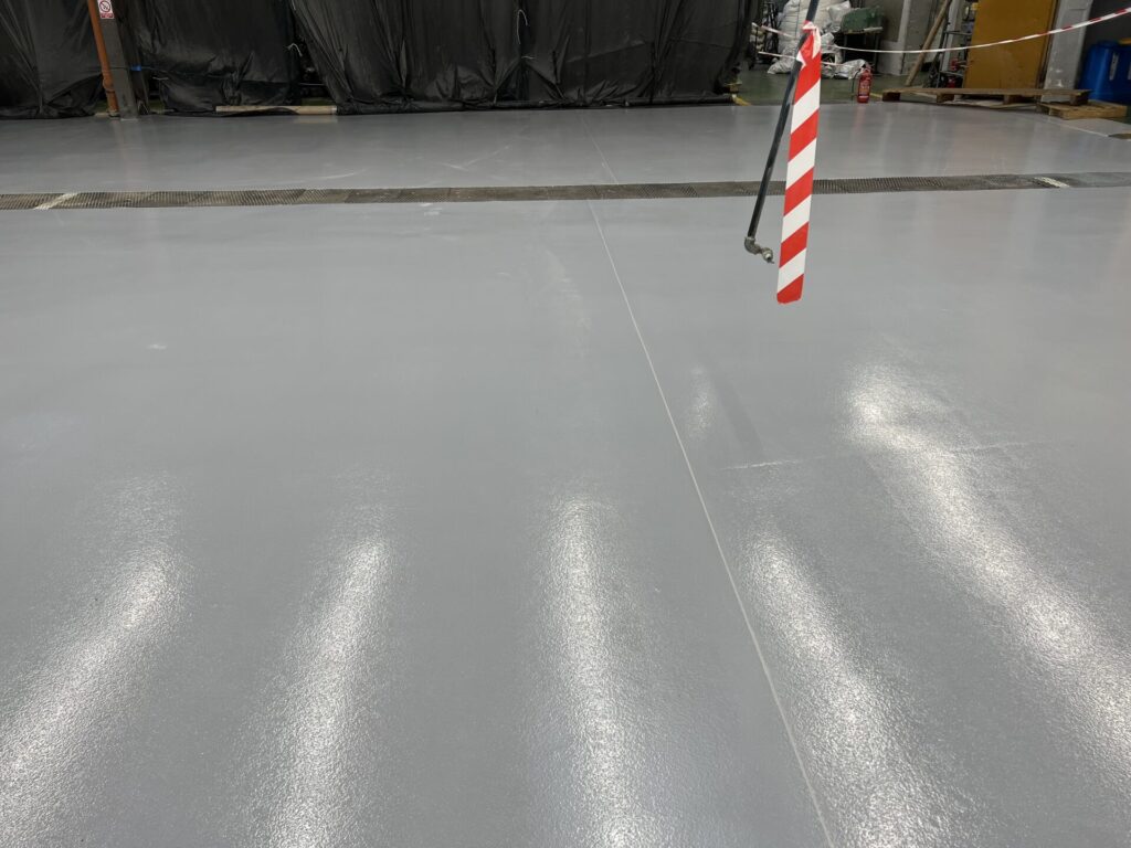 Posadzka żywiczna w zakładzie produkcyjnym w Częstochowie 1